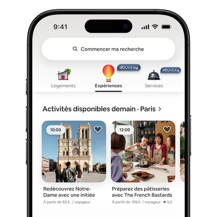 Une vue du nouvel onglet Expériences tel qu'il apparaît pour un voyageur dans l'application Airbnb montre plusieurs expériences locales à venir.