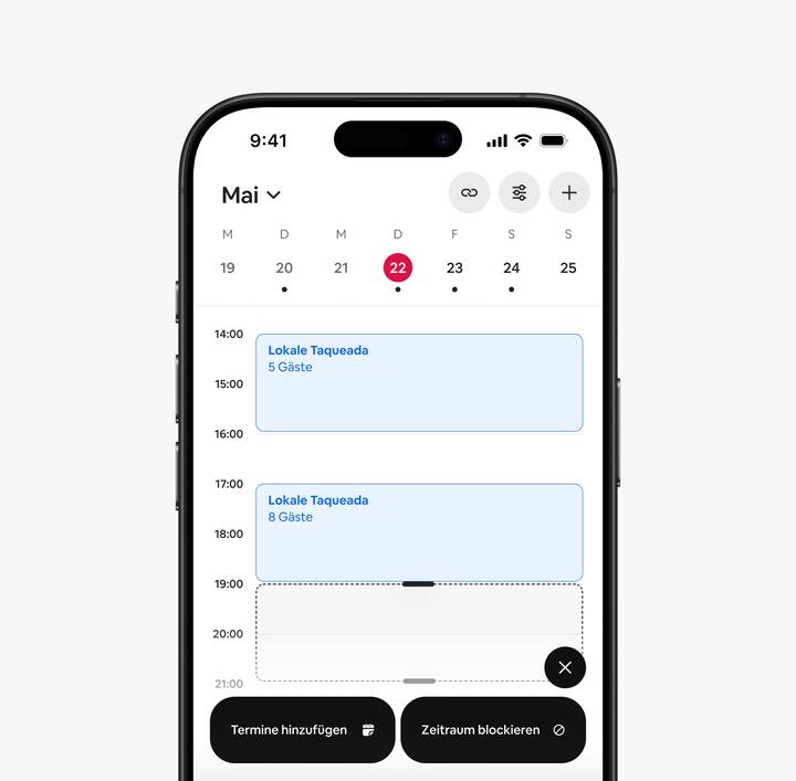 Eine In-App-Ansicht des Kalenders eines Gastgebers bzw. einer Gastgeberin, in dem Ereignisse aus Google Kalender synchronisiert werden.