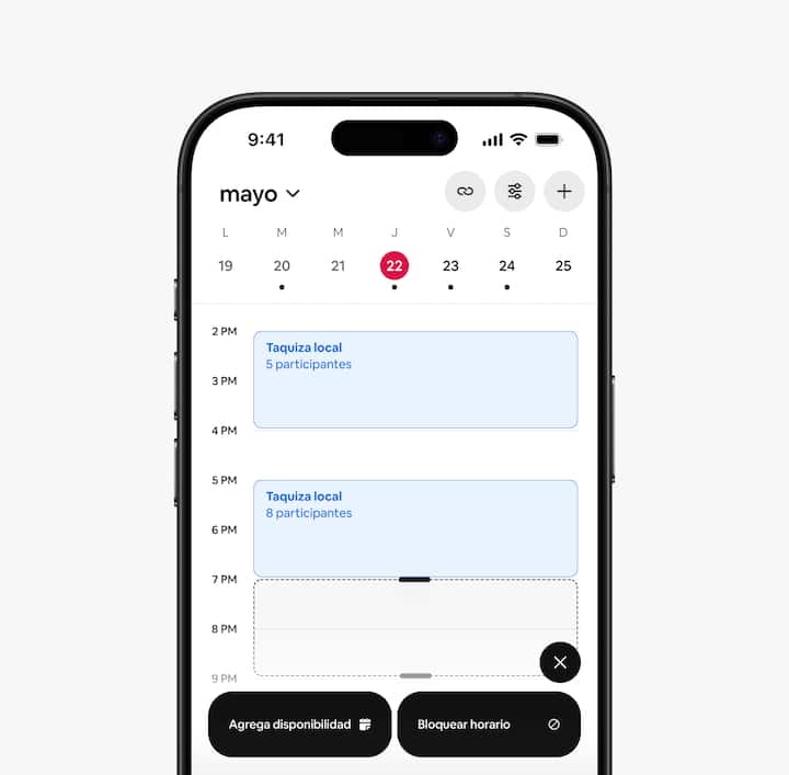 Una vista en la aplicación del calendario de un anfitrión que muestra los eventos sincronizados con el Calendario de Google.