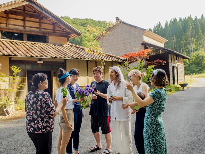 airbnb japan