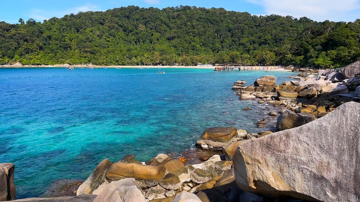 The beachfront of The Resthouse Perhentian Islands