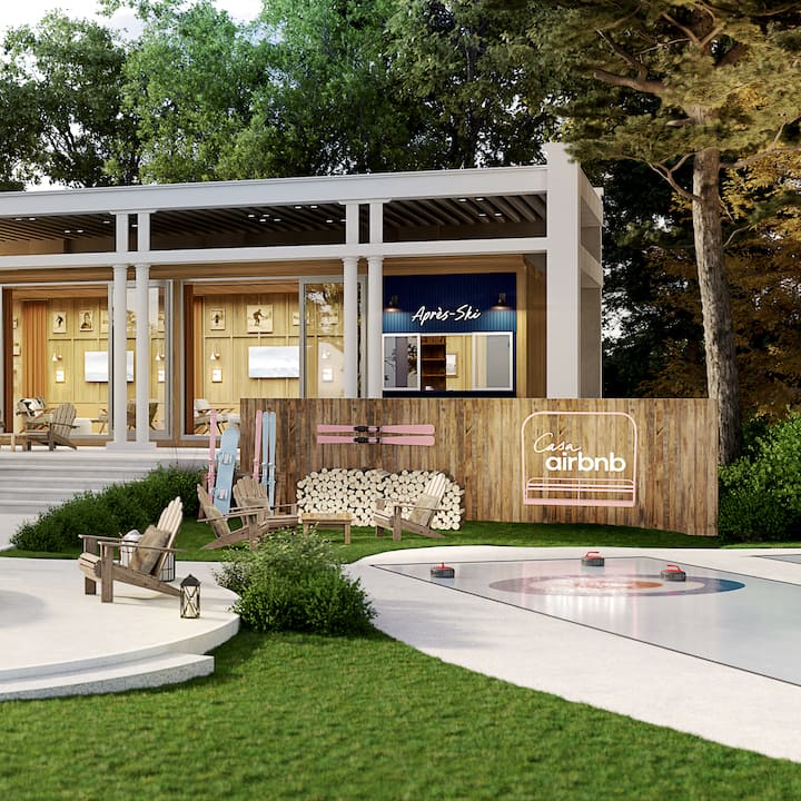 Extérieur de la Casa Airbnb avec des chaises de jardin, une décoration sur le thème du ski et une piste de curling.
