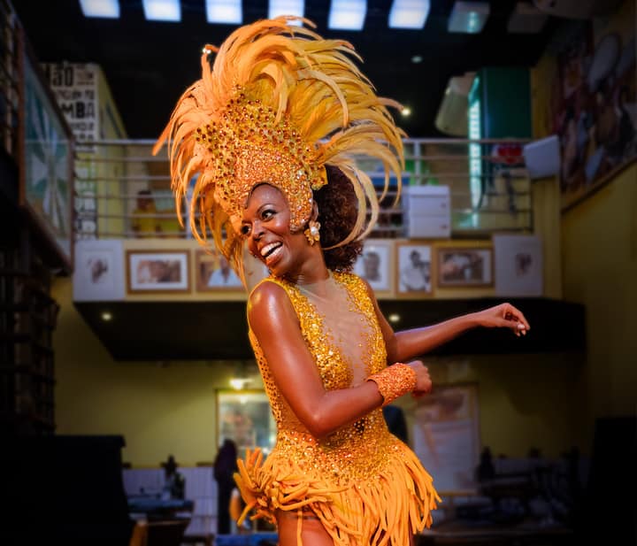 Dance w rainha cropped