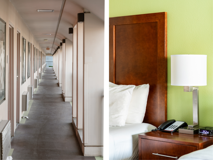 À gauche, un couloir d'hôtel aux tons chauds, avec des éléments décoratifs encadrés et une ambiance accueillante. À droite, un plan rapproché détaillé de la table de chevet et de la tête de lit en bois d'une chambre.