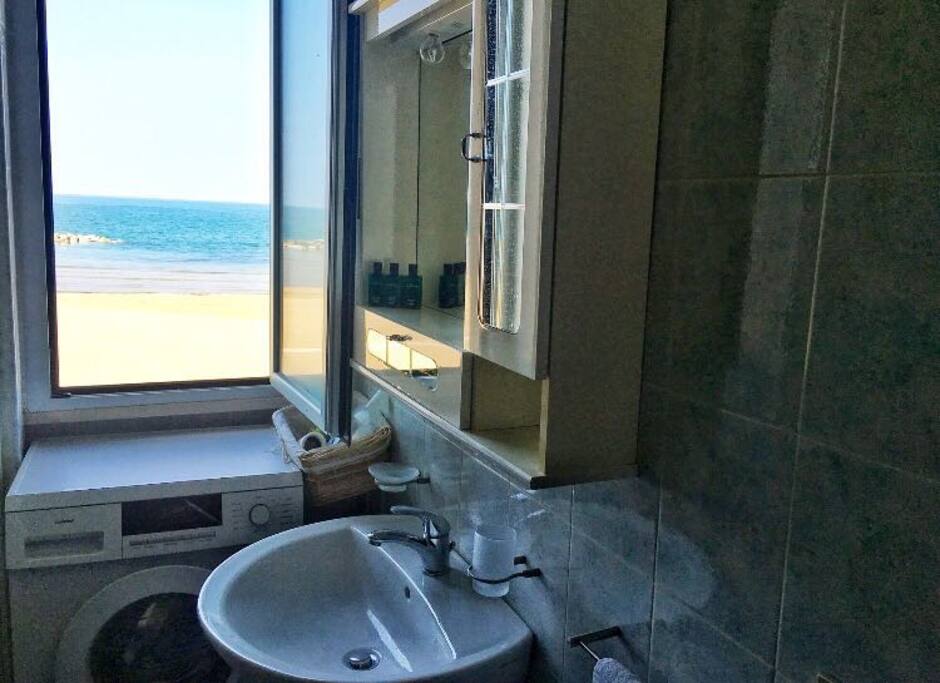 Bagno con doccia