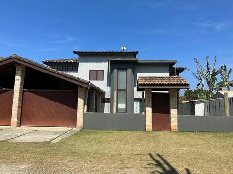 Linda chácara with swimming pool, 7km from Guararema center