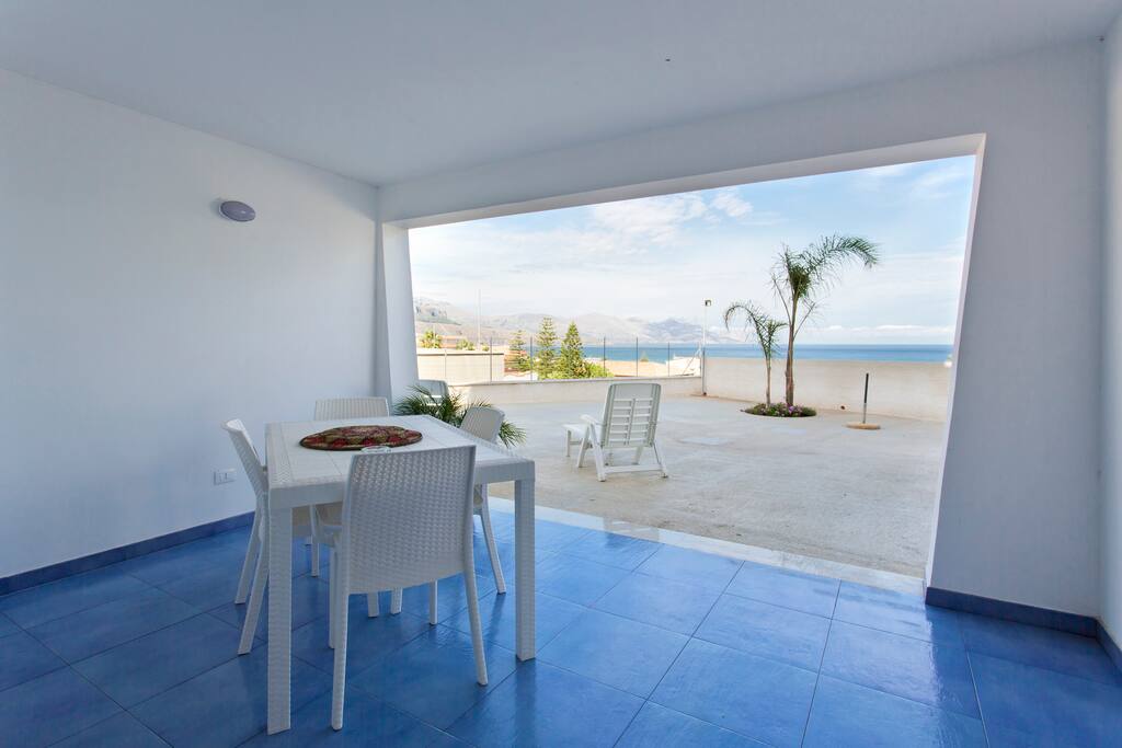 veranda