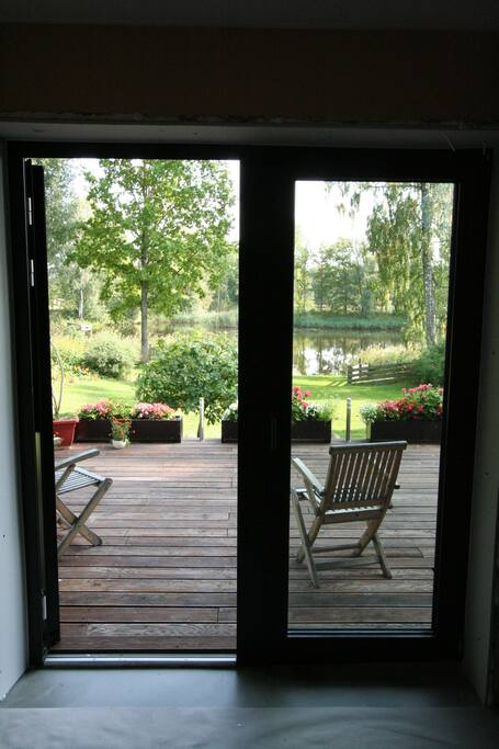 Lake front Studio with Kitchenette & sauna