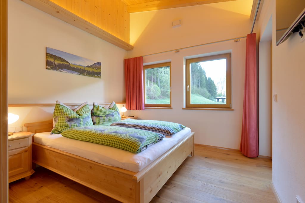 Schlafzimmer Nr. 1