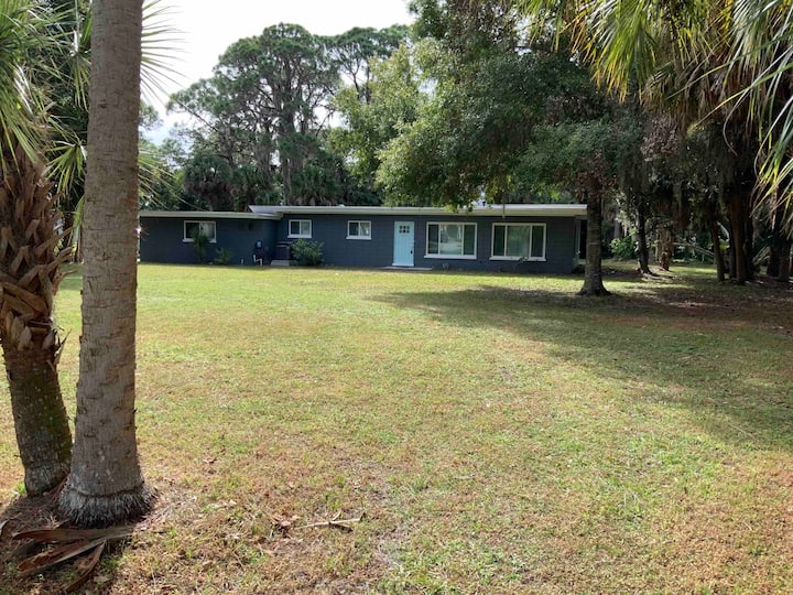 RetroRetreat Houses for Rent in Englewood, Florida, United States Airbnb