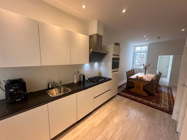 House with 2 private independent studio’s 120 m2 gallery image 4