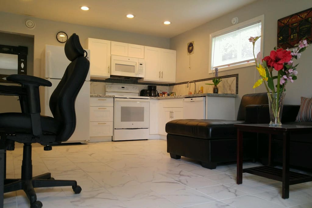 Remodeled, very clean, beautiful flooring!