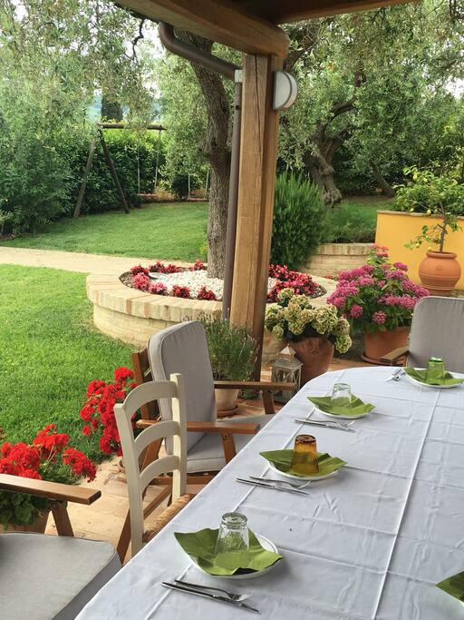 Al fresco dining - 2016