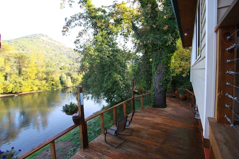 Rogue River Retreat