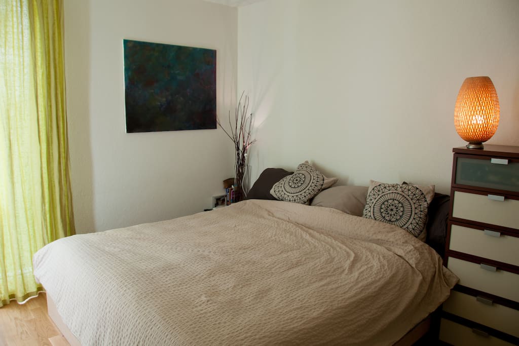 King size bed with access from both sides.