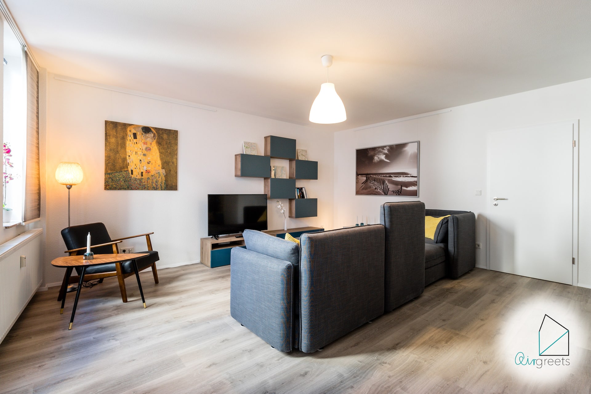 Oldtown| top location | 6 people | 2 bath| balcony