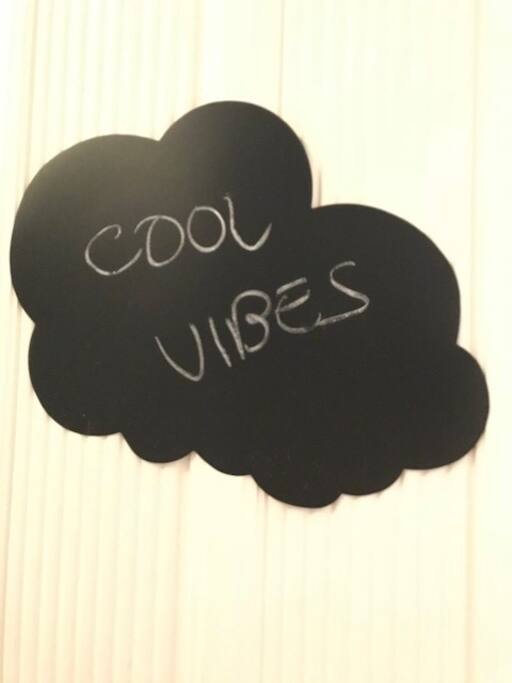 COOL VIBES DORM