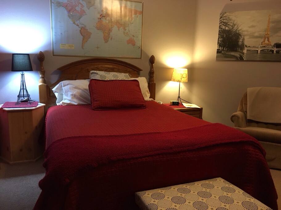 Comfortable queen bed