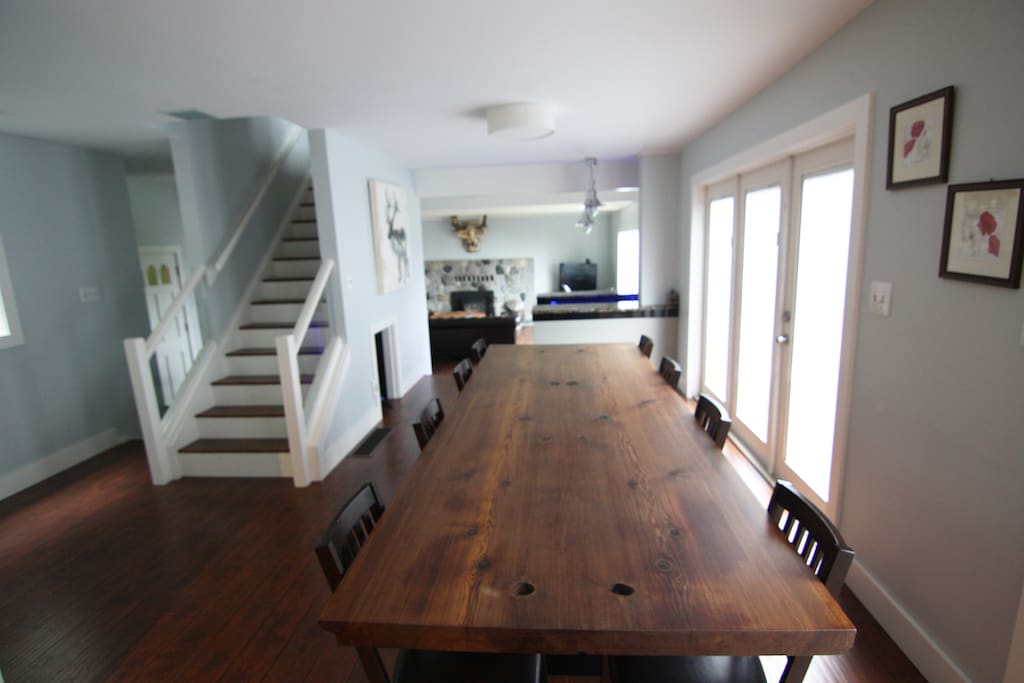 10 x 4 table w/view past the wet bar and into the living room.