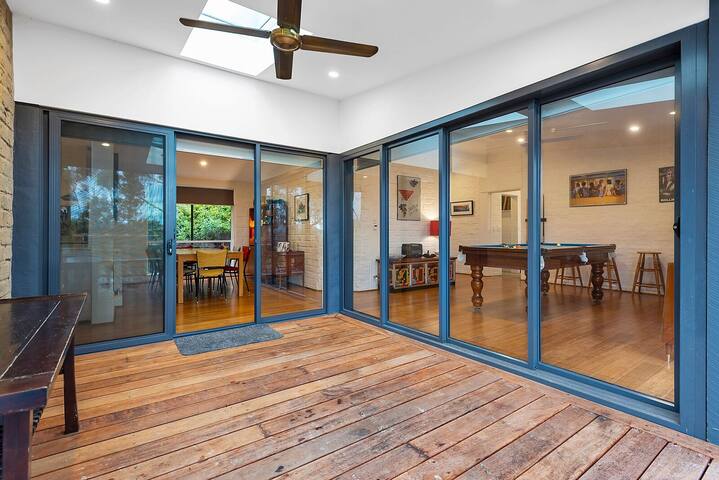 Mud Brick Escape with a View gallery image 3