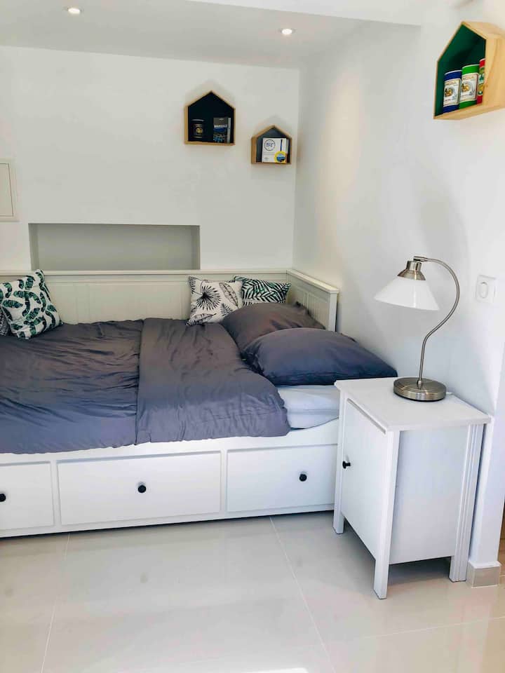 เตียงสแลทที่สะดวกสบายมากความกว้าง 160!! 