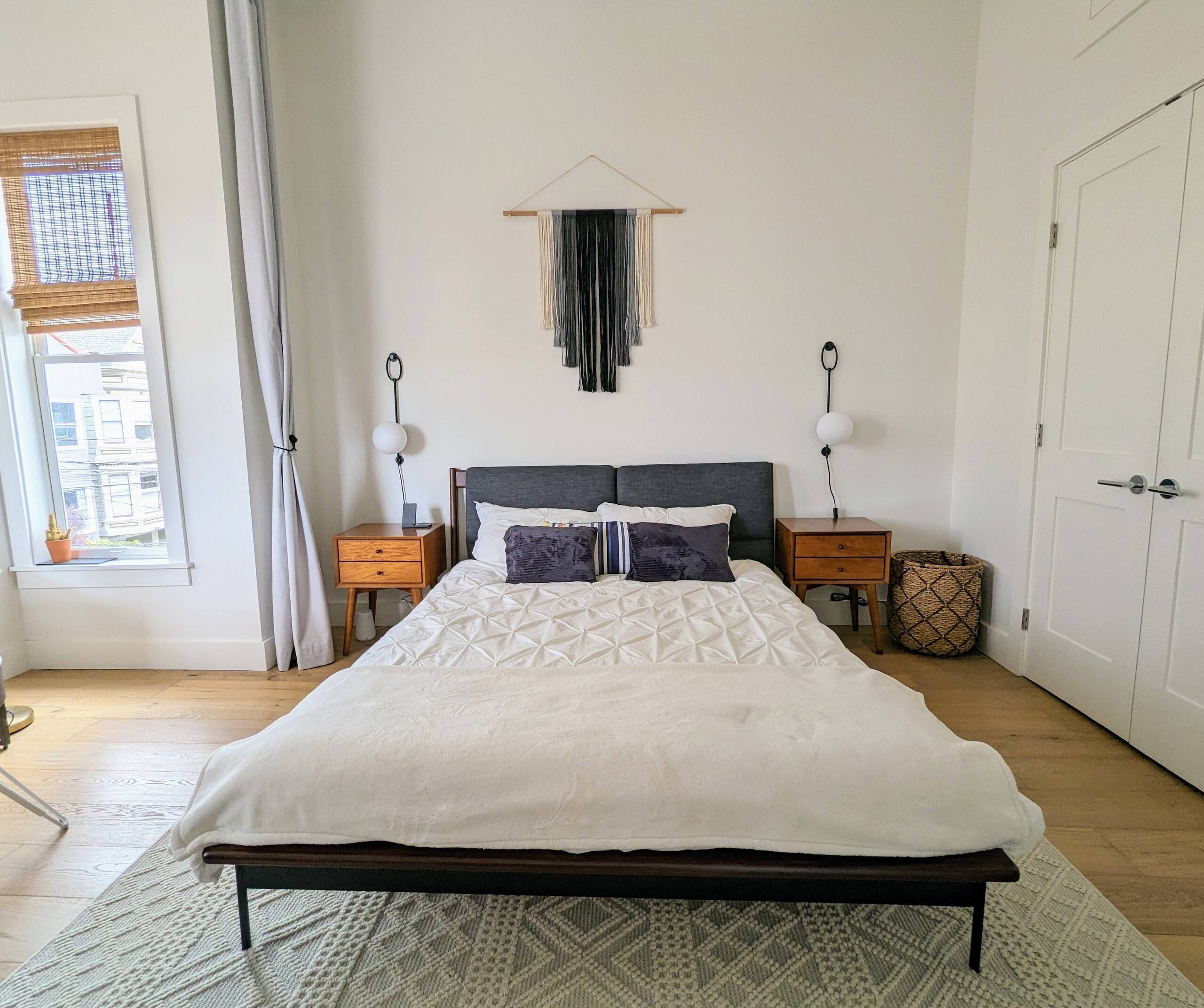 Condo in San Francisco · ★4.93 · 3 bedrooms · 3 beds · 2 baths - Image 13