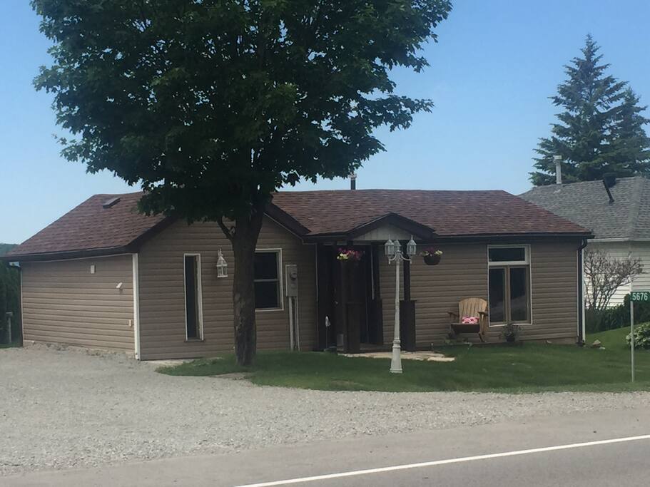 Cozy Cottage 1Orr Lake, Ontario Cottages for Rent in Elmvale