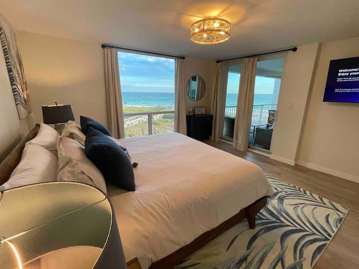 Lit principal. Réveil avec cette vue !