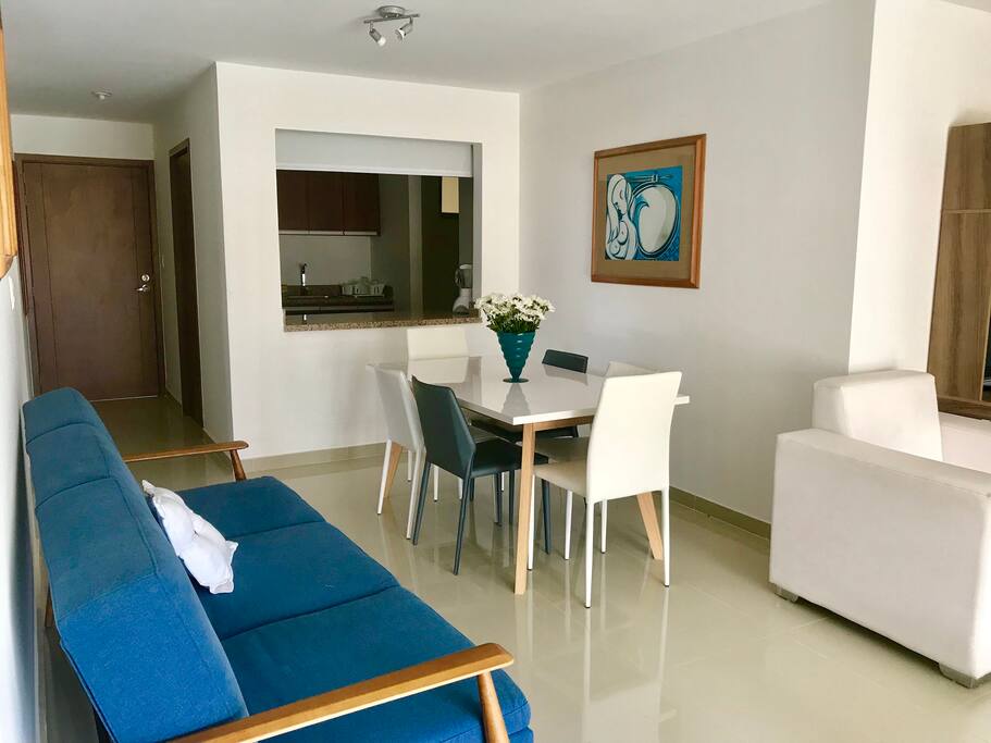 Comedor para 6 personas, Sofá cama.