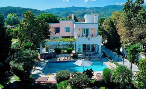 Luxury Beachfront Villa "IO" with private pool