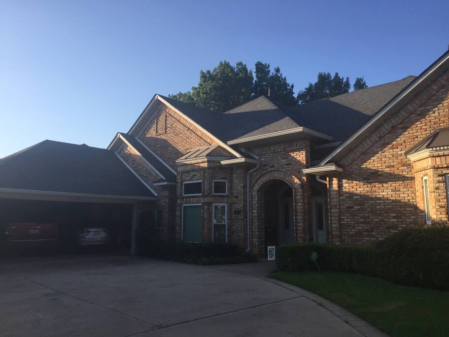 Circle driveway