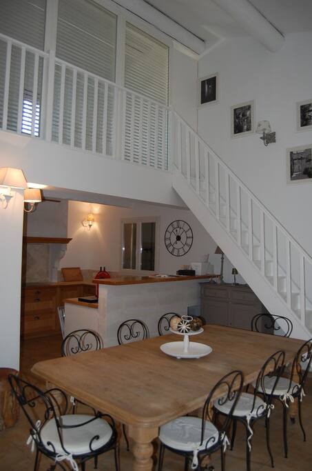 Un salon au style provençal chic