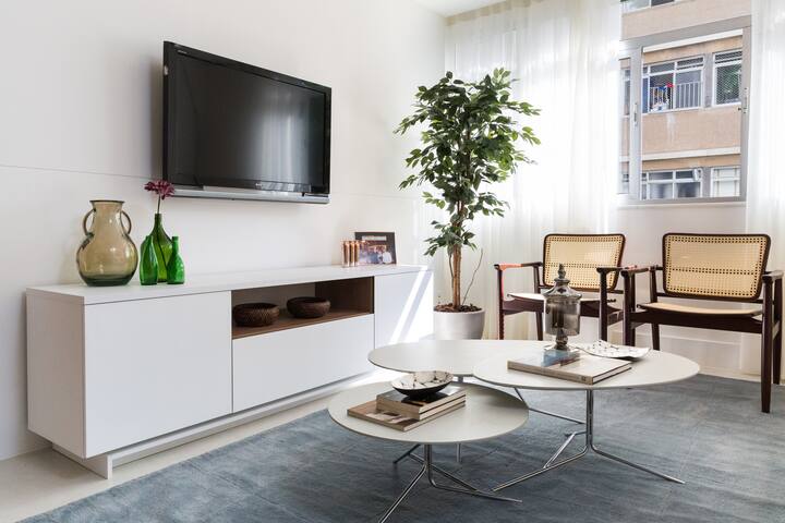 Luxury apartment in best place of Leblon gallery image 3