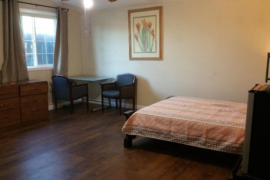 Bed_desk