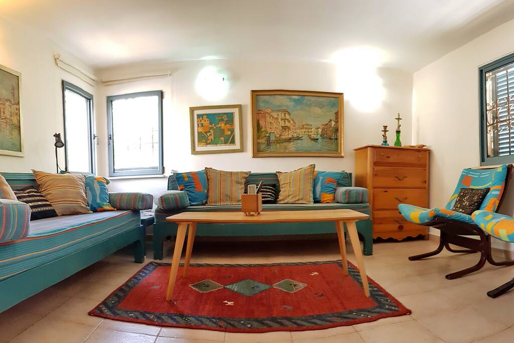 Lounge, sleeps 2