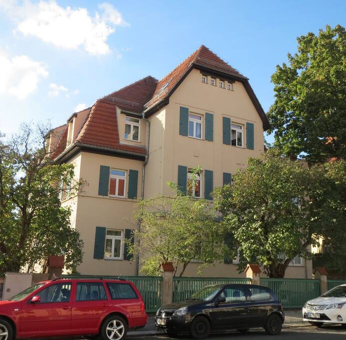 gelegen in einem schönen Altbau