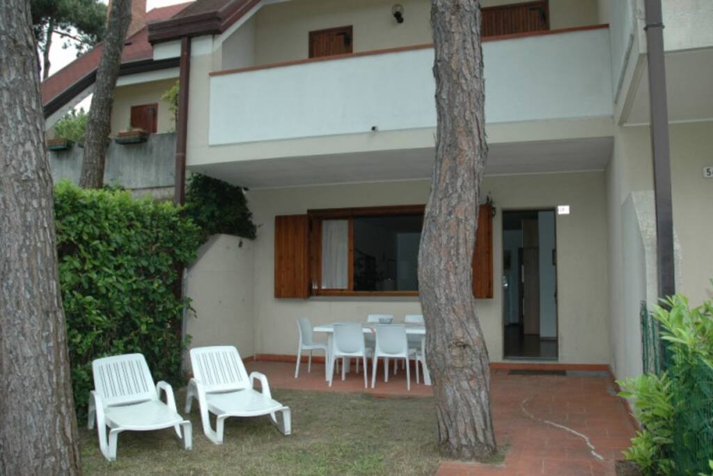 Esterno | Exterior