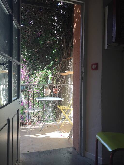 sortie sur la terrasse du salon