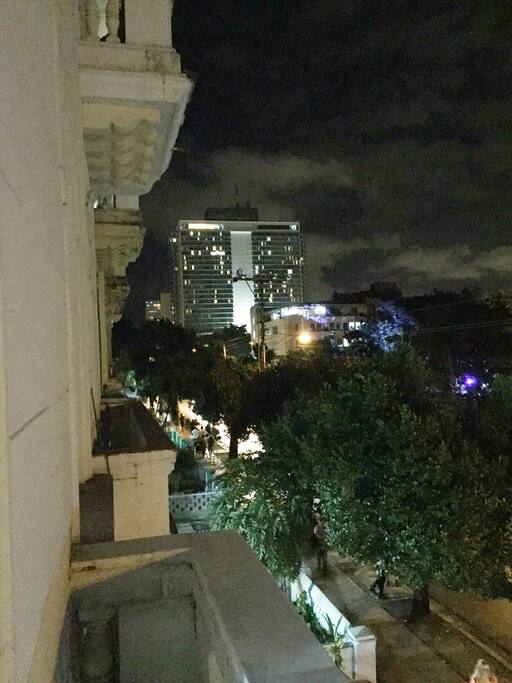 Vistas del Hotel Habana Libre desde el balcón de Avenida 23