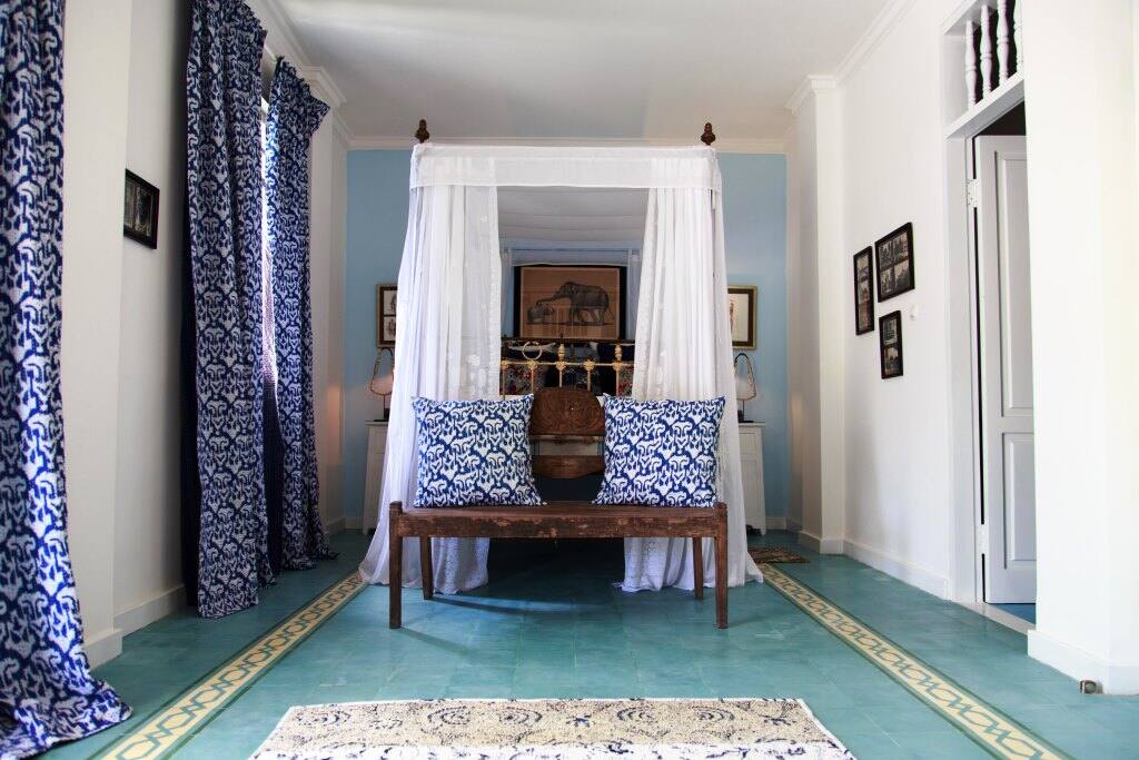 ANGKOR SUITE