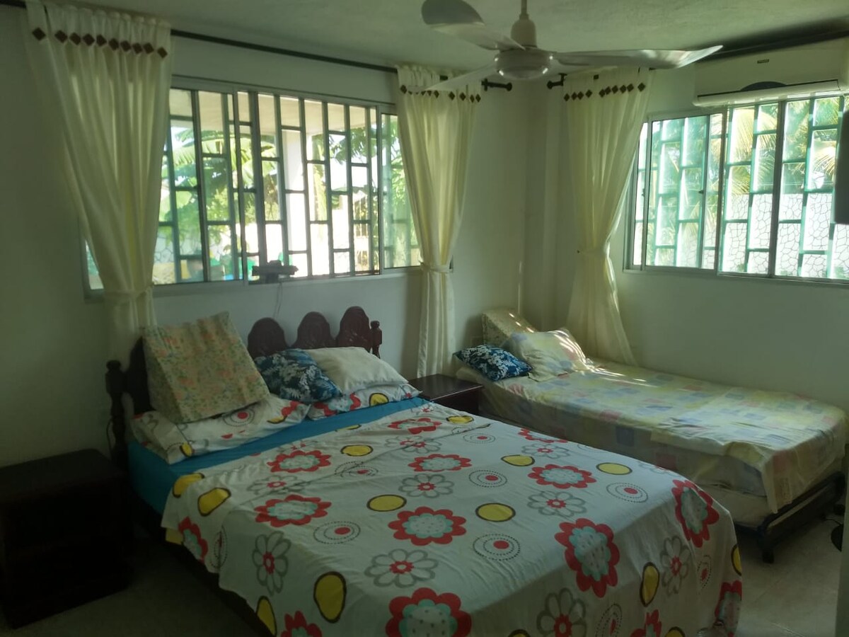 Soba 2, prvi kat. 2 kreveta