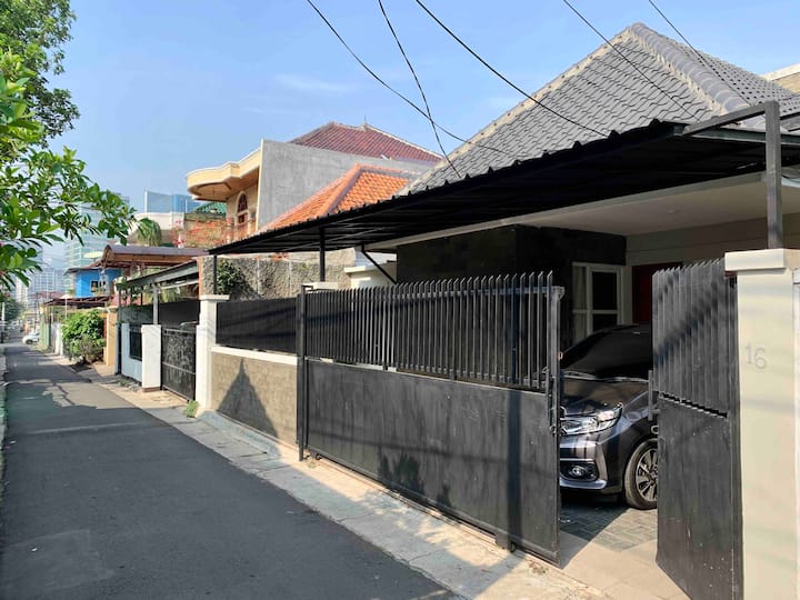 Rumah Papandayan 1 - SPEED WIFI 100 Mbps /NETFLIX