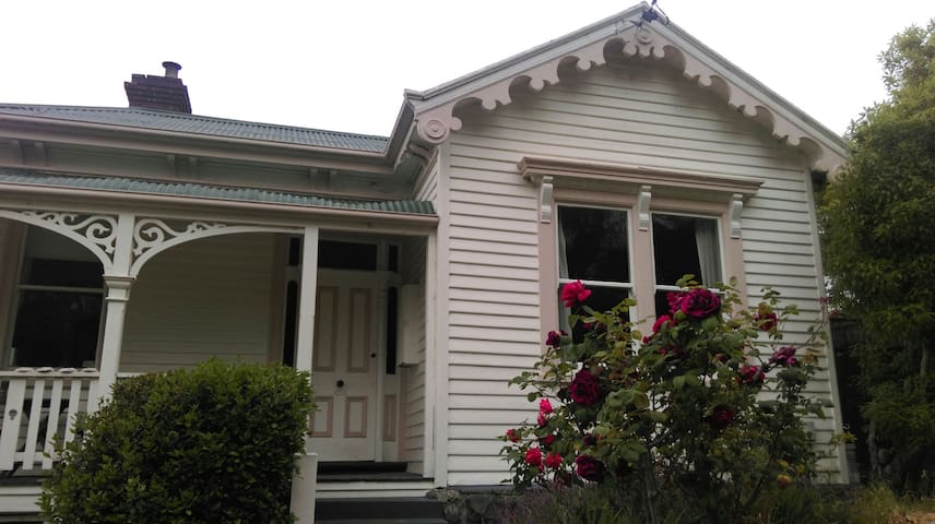 Atop Zig Zag & WiFi - Peacock Rm 2 walk to Gorge