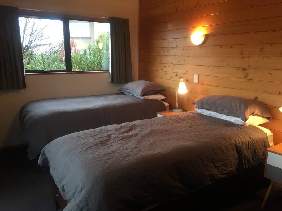 Bedroom 1, Option B (two singles).