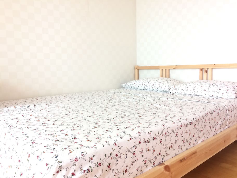 침구류는 매번 세탁 후 제공
Clean bedclothes