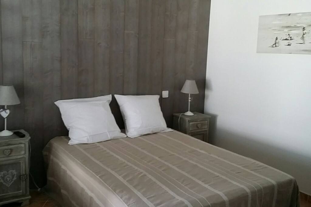 Chambre 1 avec TV