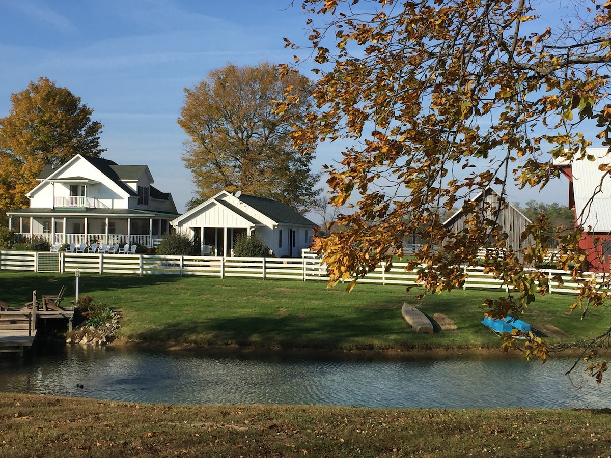 Pond House At Deer Creek Farms