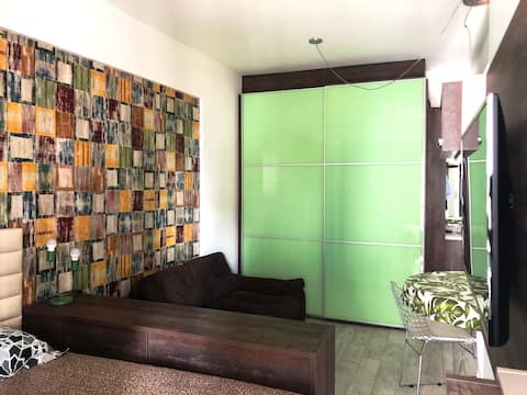 Popular Airbnb listing: Brand New Design Studio in Curitiba in Bigorrilho