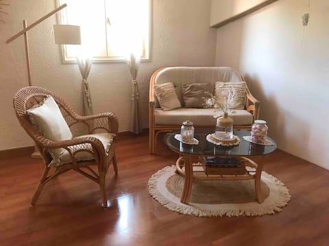 Annonce Airbnb populaire: Getaway to the Loire Gorges with Spa à Diocèse De Saint étienne