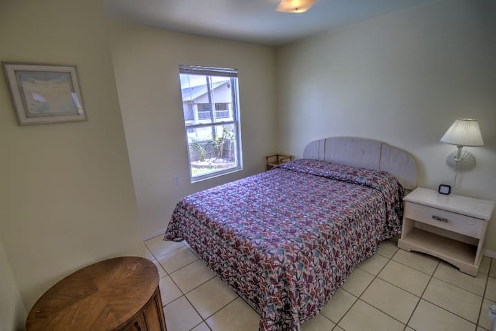 Oleander Beach Lodge #1